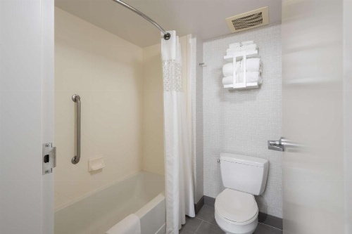 Hampton Inn By Hilton - Suites Cape Cod-West Yarmouth image 34